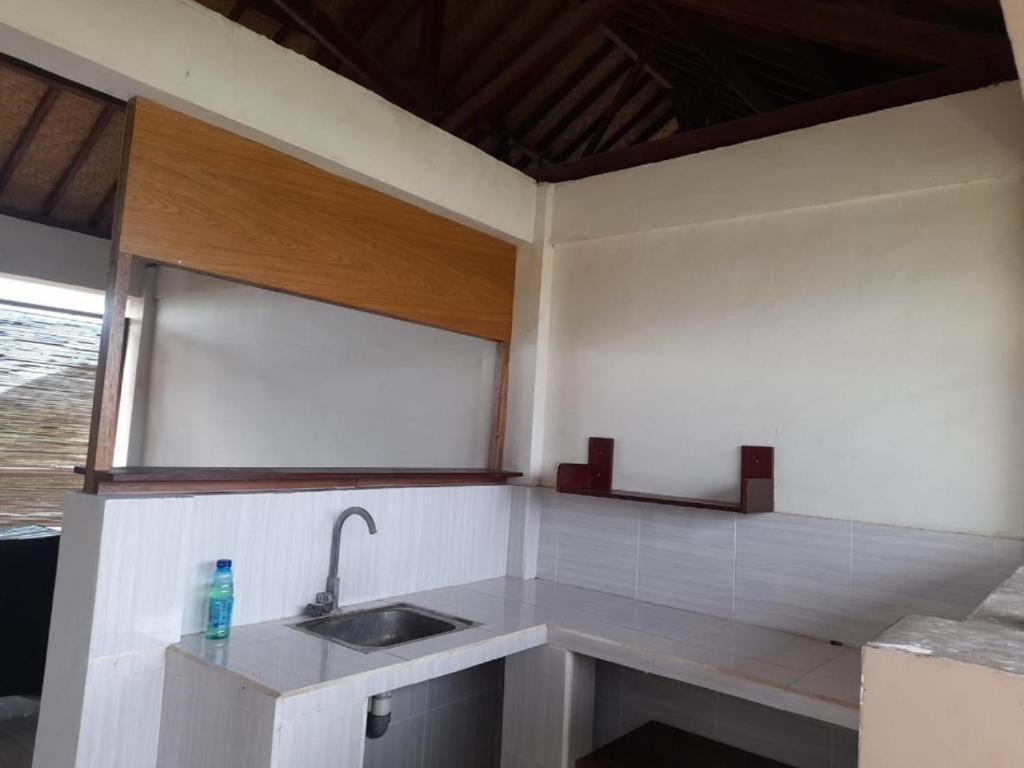 Kutabay Homestay Kuta  エクステリア 写真