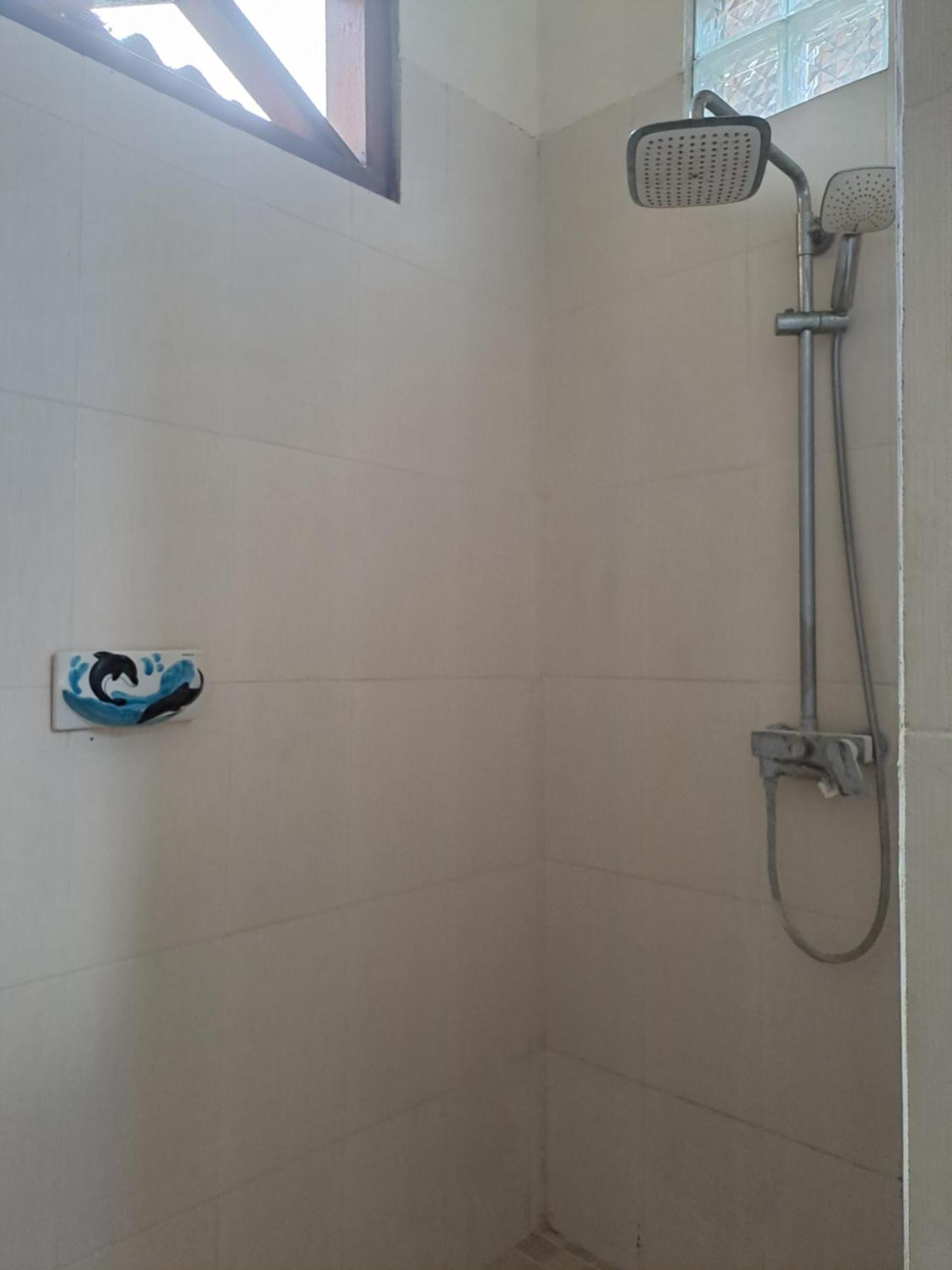 Kutabay Homestay Kuta  エクステリア 写真